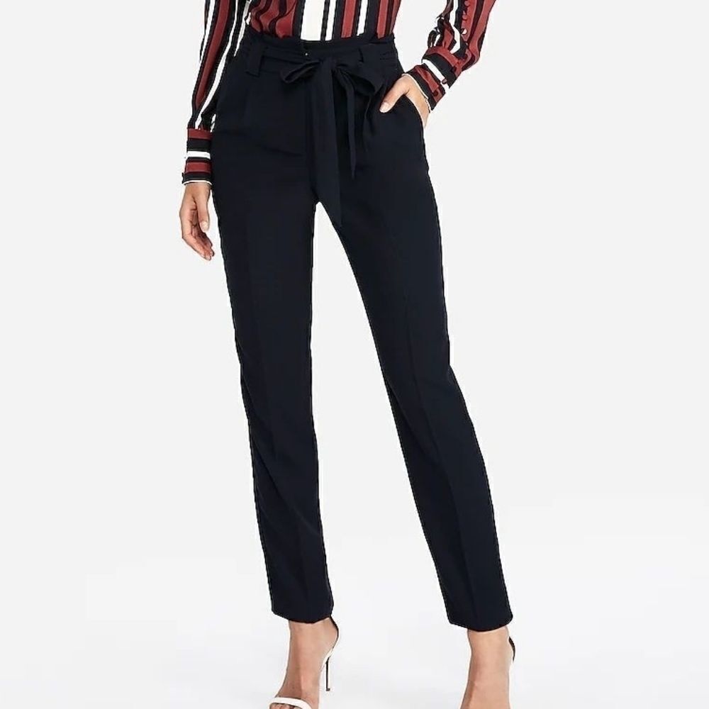 Express High Waisted Paperbag Ankle Pant Navy Plus - Picture 2 of 9